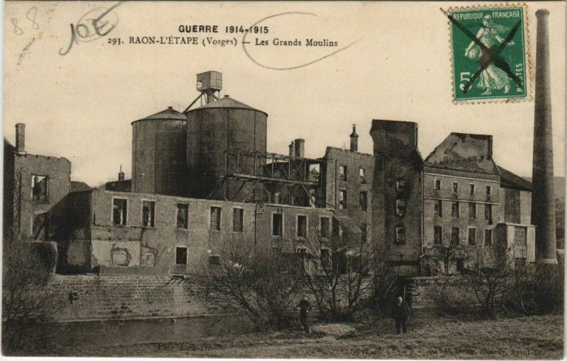 Carte postale ancienne Guerre - Les Grands moulins à Grand