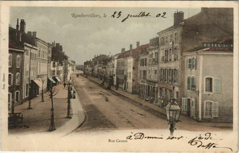 Carte postale ancienne Rambervillers - Rue carnot à Rambervillers