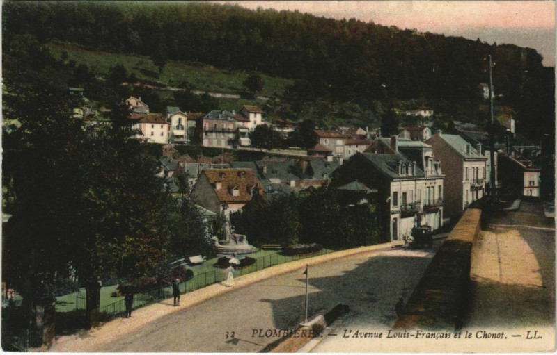Carte postale ancienne Plombieres - L'Avenue Louis