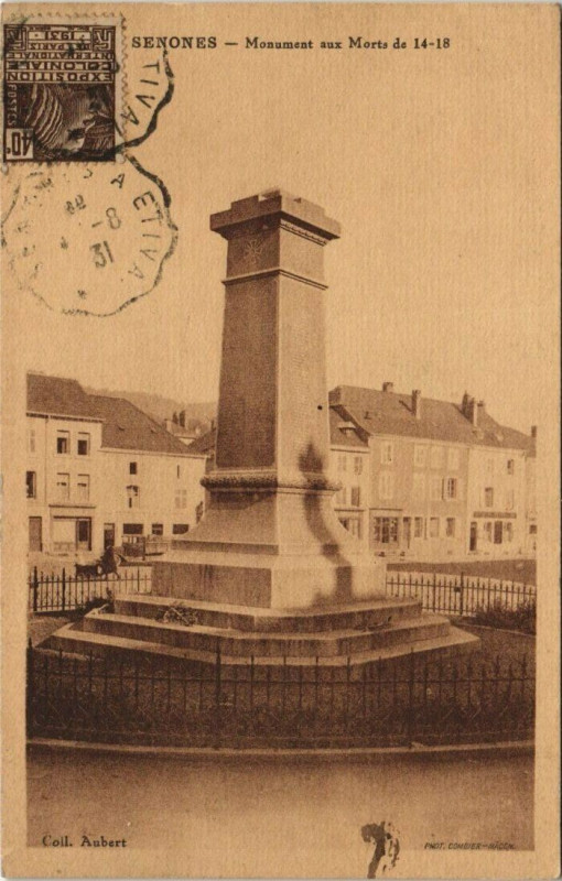 Carte postale ancienne Senones - Monument aux morts à Senones