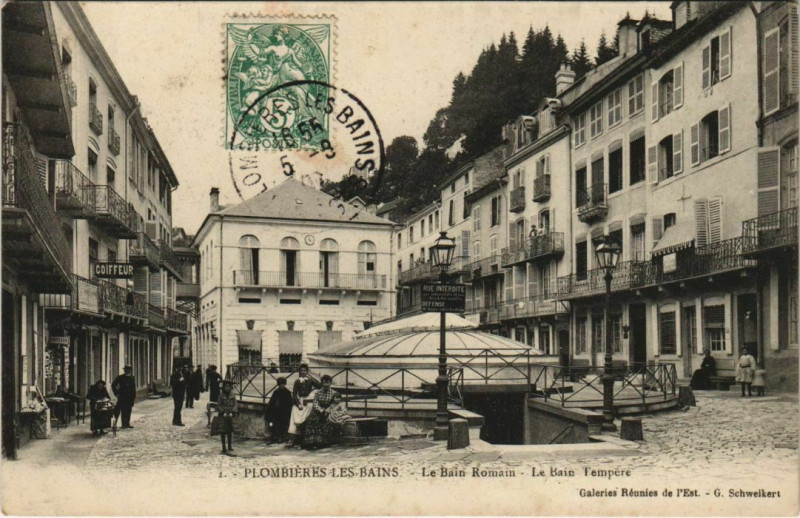Carte postale ancienne Plombieres-les-Bains Bain Romain à Plombières-les-Bains