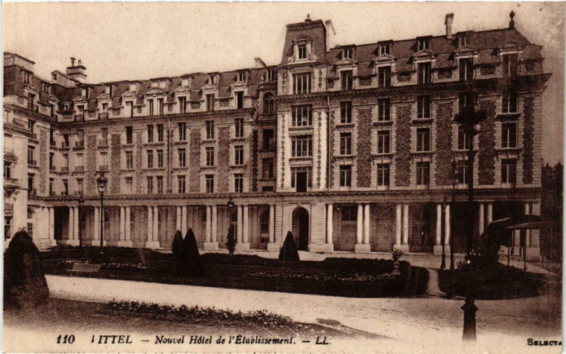 Carte postale ancienne Vittel Nouvel Hotel de l'Etablissement. à Vittel