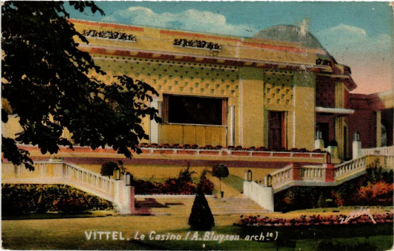 Carte postale ancienne Vittel Le Casino. à Vittel