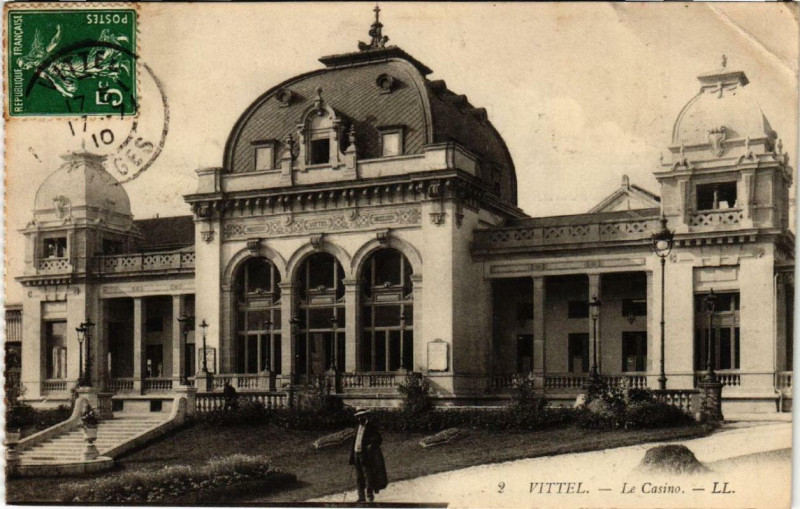 Carte postale ancienne Vittel Le Casino. à Vittel