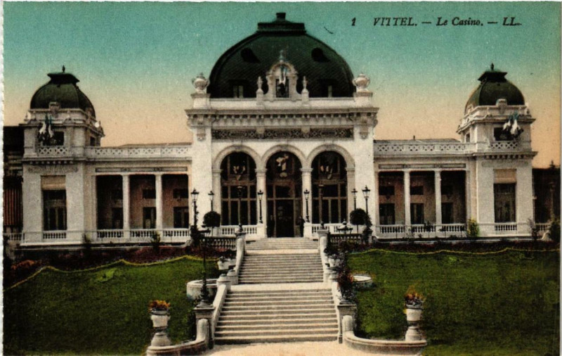 Carte postale ancienne Vittel Le Casino. à Vittel