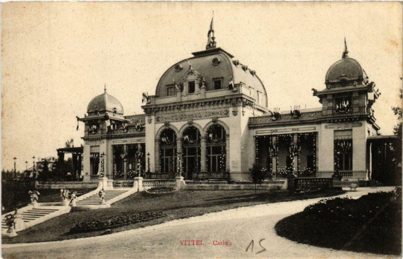 Carte postale ancienne Vittel Casino. à Vittel