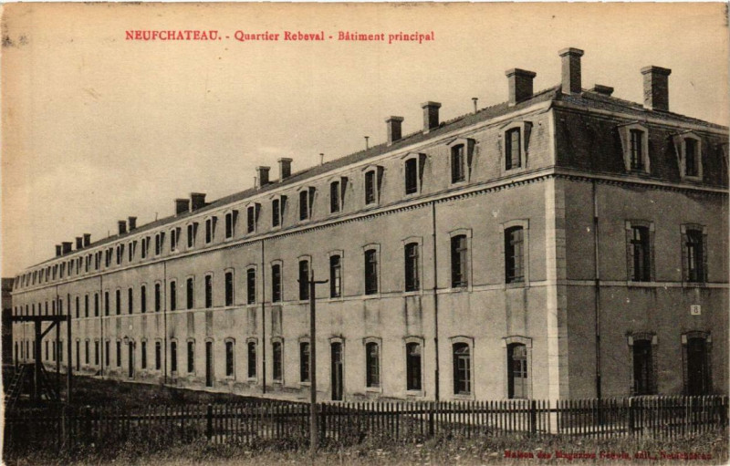 Carte postale ancienne Neufchateau Quartier Rebeval. à Neufchâteau