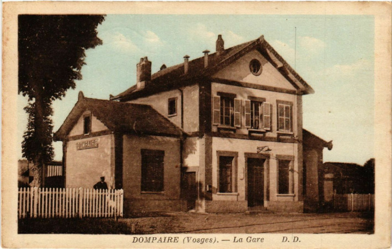 Carte postale ancienne Dompaire (Vosges) - La Gare à Dompaire