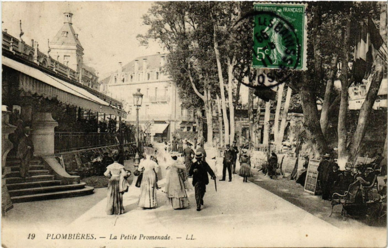 Carte postale ancienne Plombieres - Le Petite Promenade