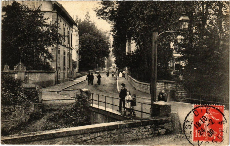 Carte postale ancienne Avenue ...