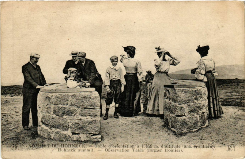 Carte postale ancienne Sommet du Hohneck - Table Orientation a 1355 m d'altitude
