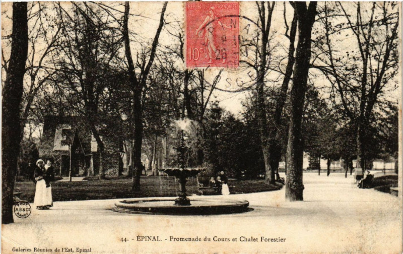 Carte postale ancienne Epinal - Promenade du Cours et Chalet Forestier à Épinal
