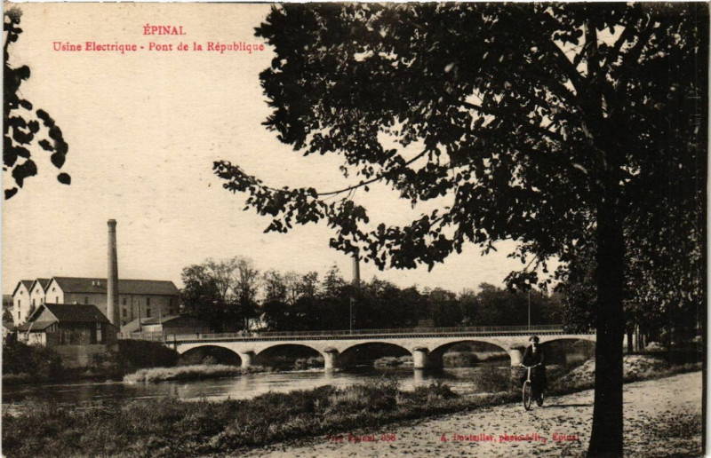 Carte postale ancienne Epinal - Usine Electrique - Pont de la République à Épinal