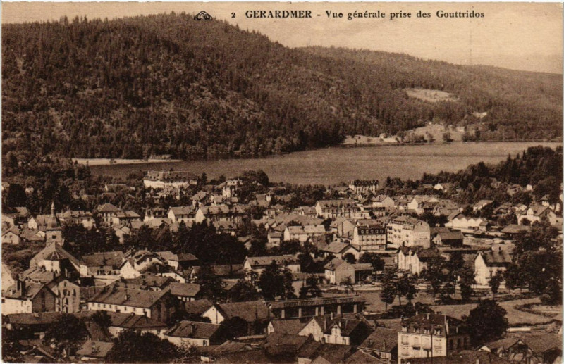 Carte postale ancienne Gerardmer - Vue générale prise des Gouttridos à Gérardmer