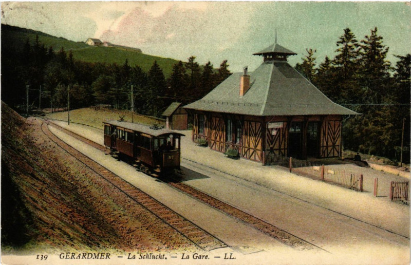 Carte postale ancienne Gerardmer - La Schlucht - La Gare à Gérardmer