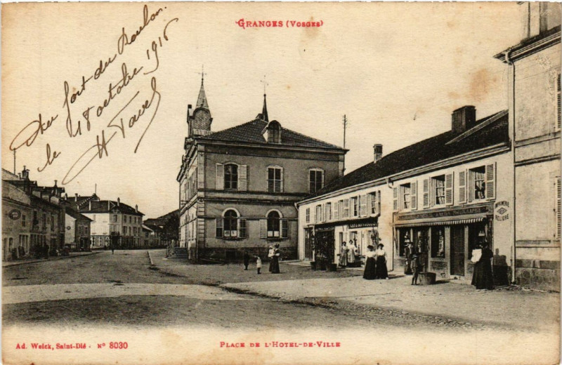 Carte postale ancienne Granges - Place de l'Hotel-de-Ville