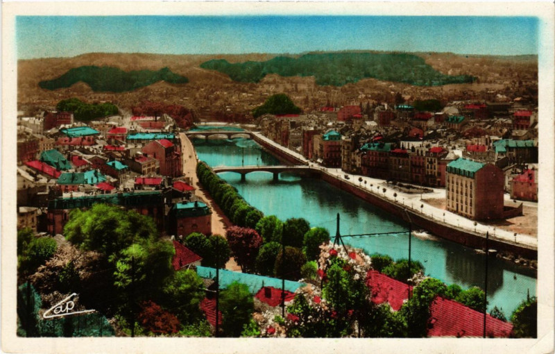 Carte postale ancienne Epinal - La Moselle et les Ponts à Épinal