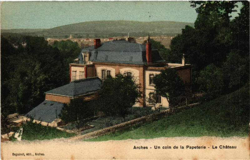 Carte postale ancienne Arches - Un coin de la Papeterie - Le Chateau à Arches