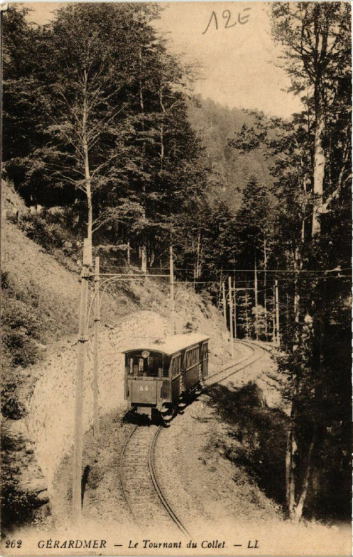 Carte postale ancienne Gerardmer - Le Tournant du Collet à Gérardmer