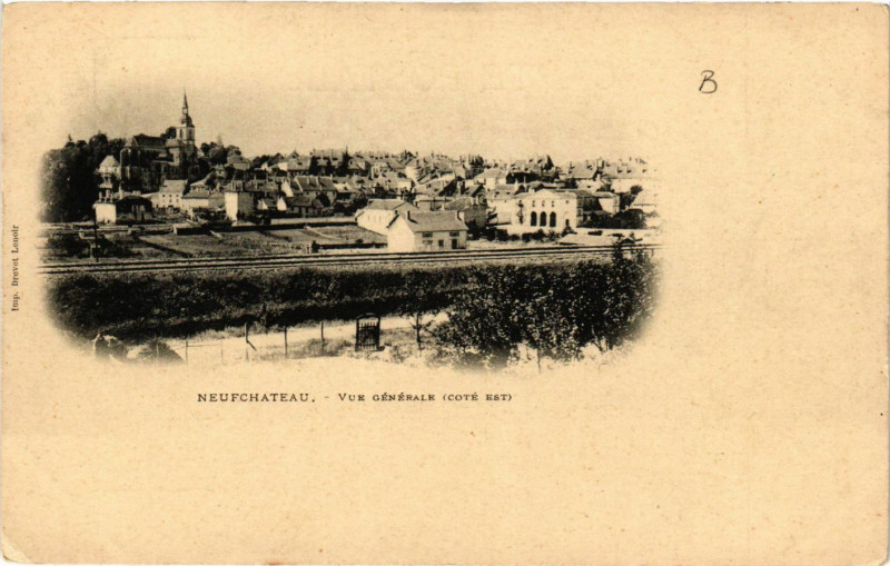 Carte postale ancienne Neufchateu vue générale cote est