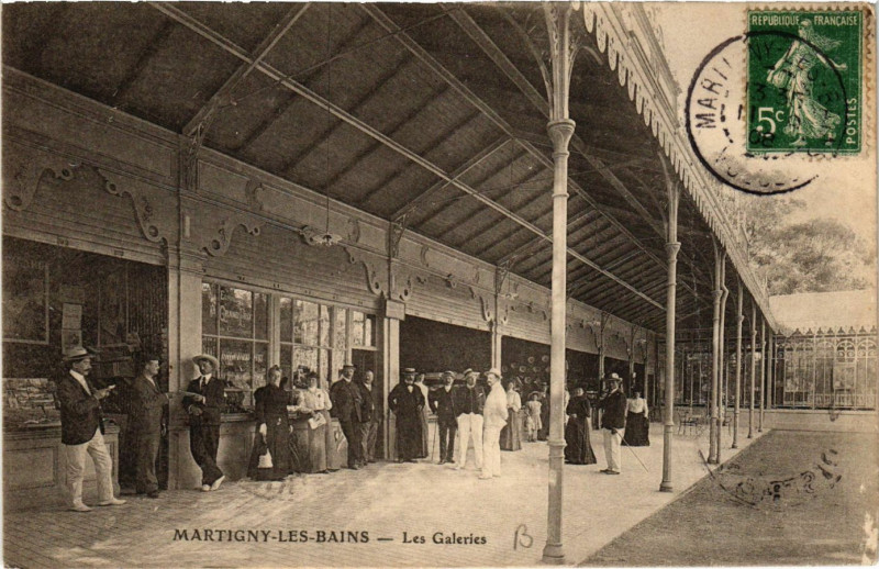 Carte postale ancienne Martigny-les-Bains Les Galeries à Martigny-les-Bains