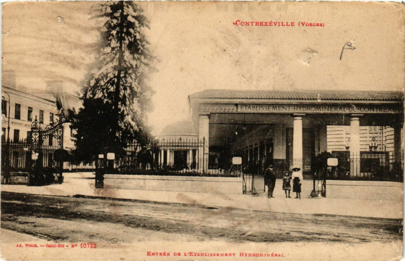 Carte postale ancienne Contrexeville Entrée de l'Etablissement Hydromineral à Contrexéville
