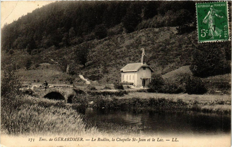 Carte postale ancienne Environs de Gerardmer Le Rudlin - La Chapelle Saint-Jean et le Lac à Gérardmer