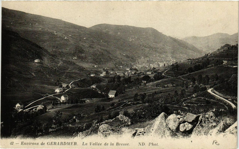 Carte postale ancienne Environs de Gerardmer La Valléee de La Bresse à Gérardmer