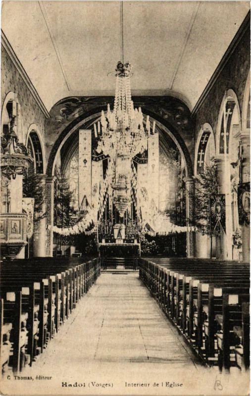 Carte postale ancienne Hadol Interieur de l'Eglise à Hadol
