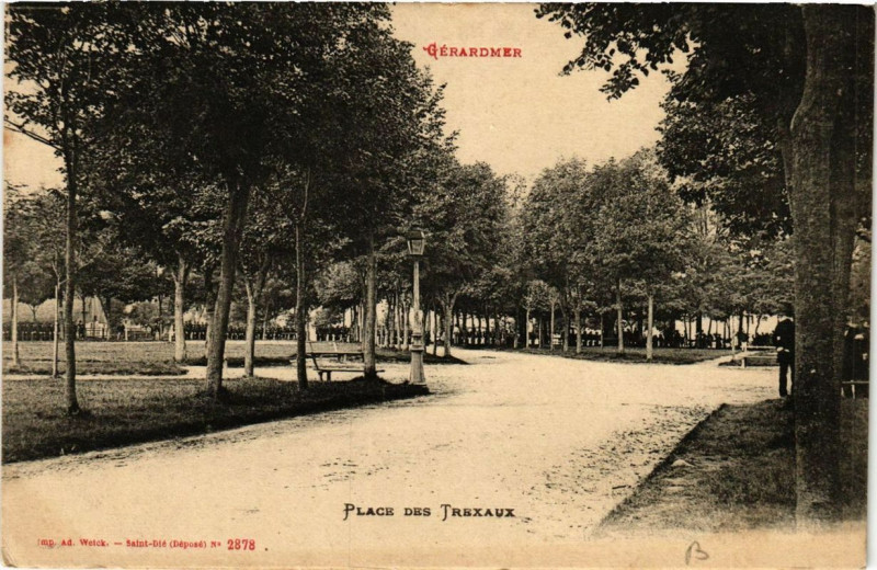 Carte postale ancienne Gerardmer Place des Trexaux à Gérardmer