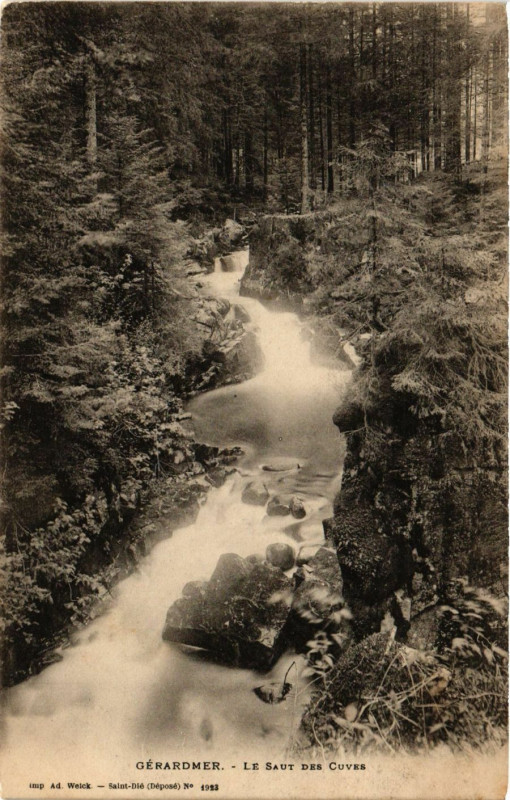 Carte postale ancienne Gerardmer Le Saut des Cuves à Gérardmer
