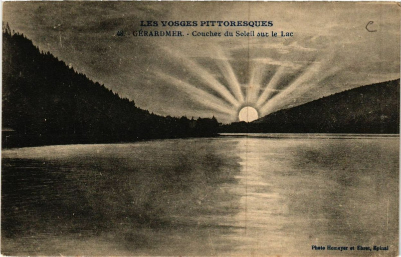 Carte postale ancienne Gerardmer Coucher de Soleil sur le lac à Gérardmer