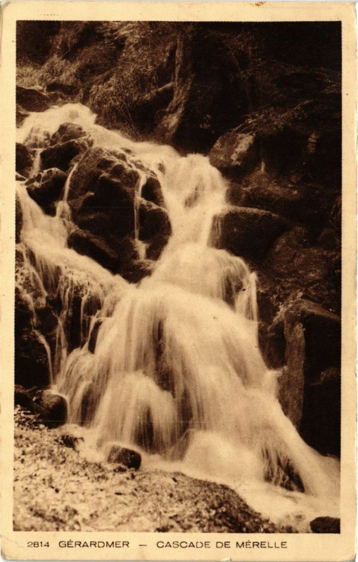 Carte postale ancienne Gerardmer Cascade de Merelle à Gérardmer