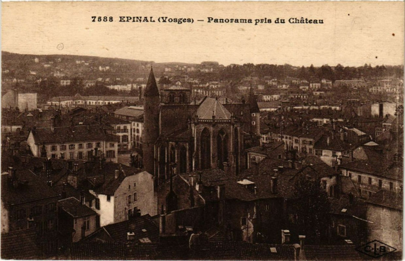 Carte postale ancienne Epinal Panorama pris du Chateau à Épinal