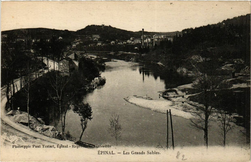 Carte postale ancienne Epinal Les Grands Sables à Épinal