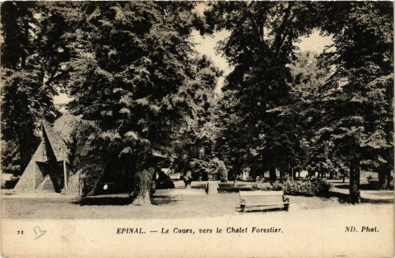 Carte postale ancienne Epinal Le Cours - vers le Chalet Forestier à Épinal