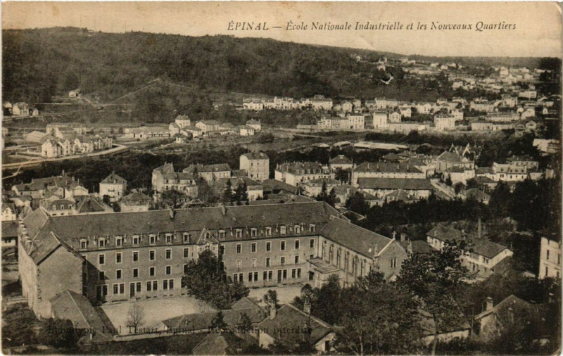 Carte postale ancienne Epinal Ecole Nationale Industrielle et les Nouveaux Quartiers à Épinal