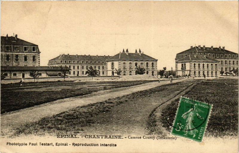 Carte postale ancienne Epinal Chantraine Caserne Courcy à Épinal