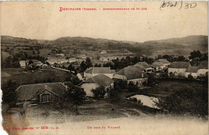 Carte postale ancienne Denipaire Un coin du Village à Denipaire