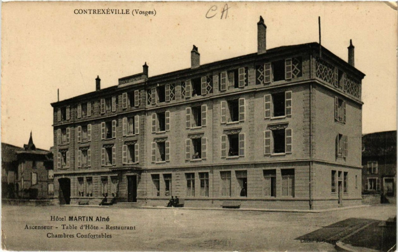 Carte postale ancienne Contrexeville Hotel Martin Aine à Contrexéville