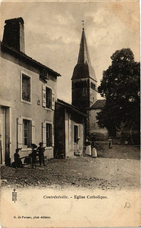Carte postale ancienne Contrexeville Eglise Catholique à Contrexéville