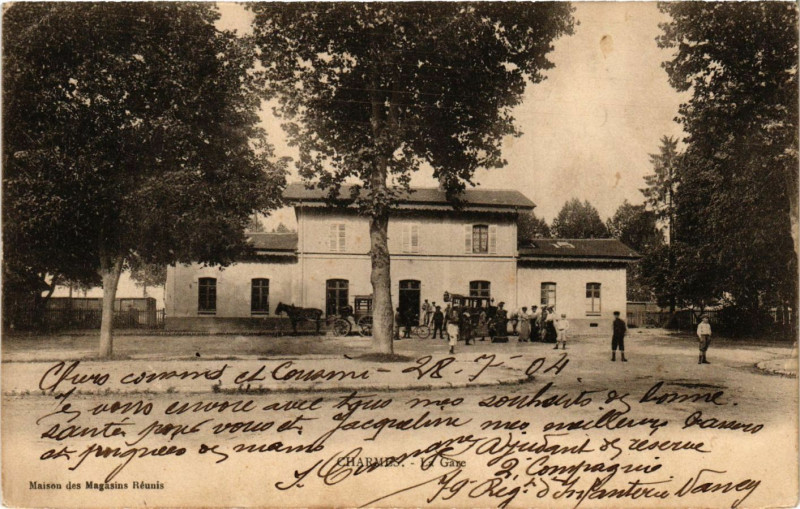 Carte postale ancienne Charmes - La Gare à Charmes