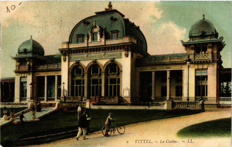 Carte postale ancienne Vittel - Le Casino à Vittel