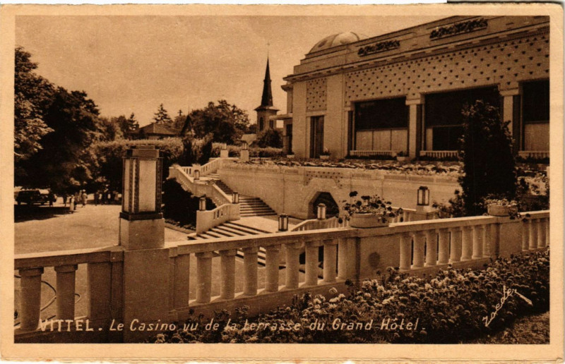 Carte postale ancienne Vittel - Le Casino à Vittel