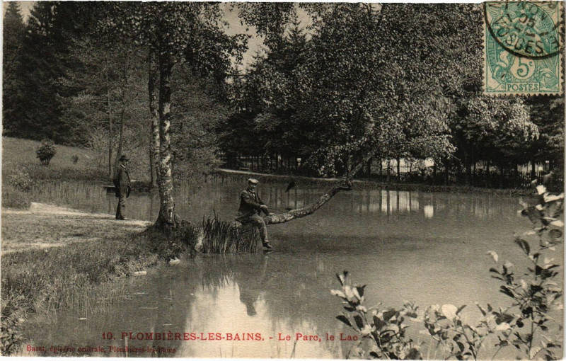 Carte postale ancienne Plombieres-les-Bains - Le Parc à Plombières-les-Bains