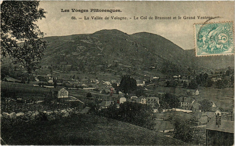 Carte postale ancienne La Valléee de Vologne - Le Col de Bramont et le Grand Ventron à Grand