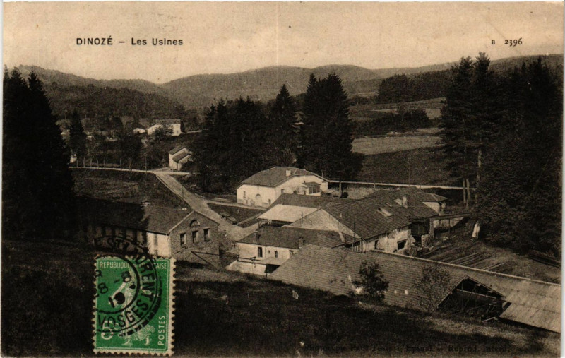 Carte postale ancienne Dinoze - Les Usines à Dinozé