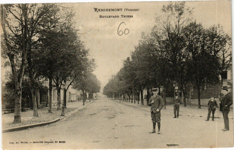Carte postale ancienne Remiremont - Boulevard Thiers à Remiremont