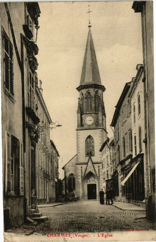 Carte postale ancienne Charmes - L'Eglise à Charmes