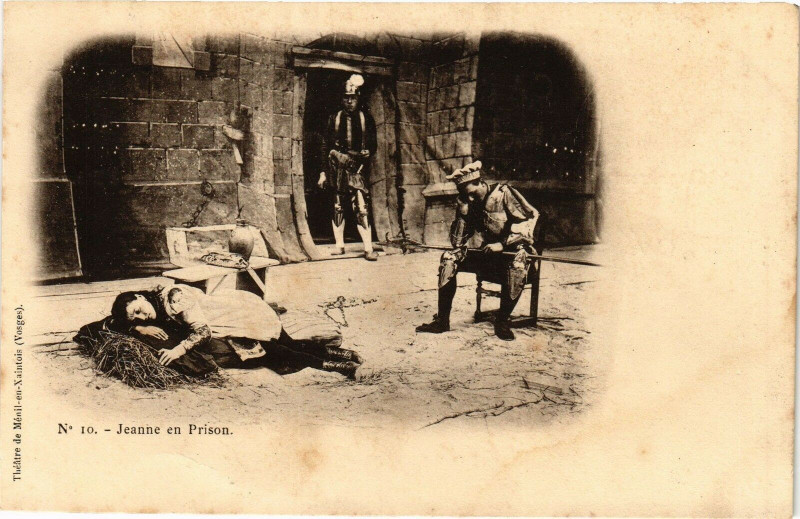 Carte postale ancienne Jeanne en Prison